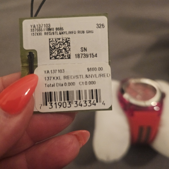 GUCCI Sync Stainless Steel & Rubber-Strap Watch. BRAND NEW - Picture 13 of 13